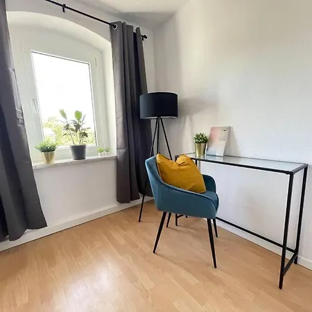 Modern 4 Zi Netflix, Wifi, Parken Casaluna85 Floha