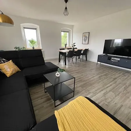 Modern 4 Zi Netflix, Wifi, Parken Casaluna85 Floha
