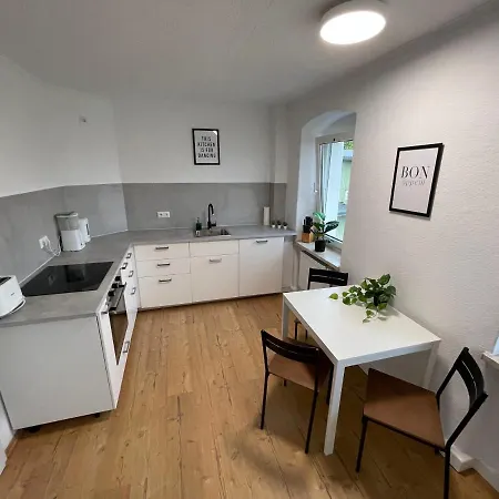 Modern 4 Zi Netflix, Wifi, Parken Casaluna85 *